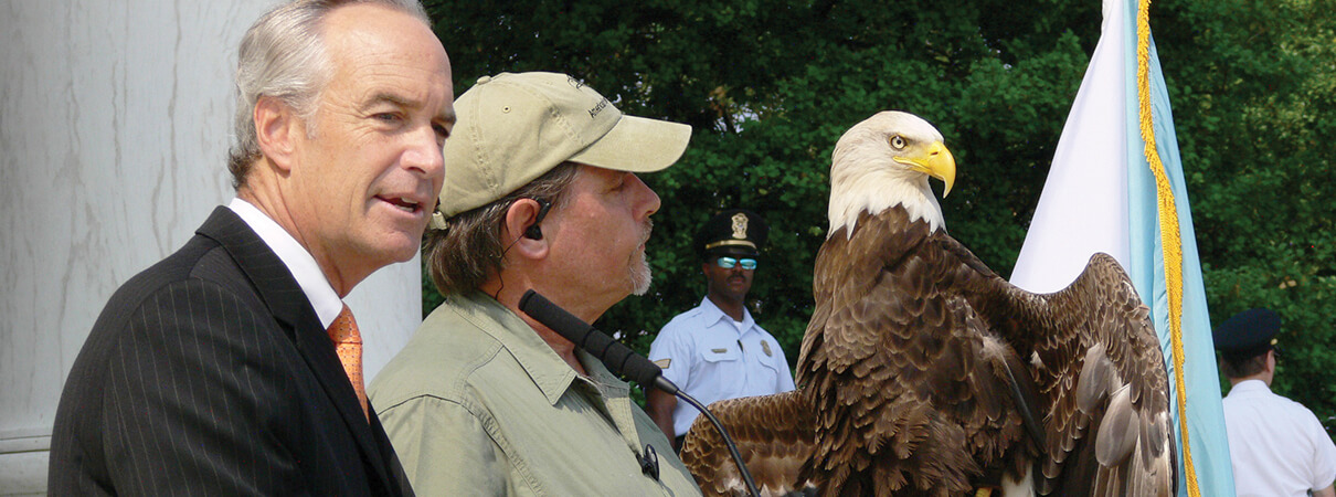 Interior Secretary Dick Kempthorne announces the Bald Eagle's delisting at a ceremony on the steps of the Jefferson Memorial in Washington, D.C., in 2007. Photo by Mike Parr